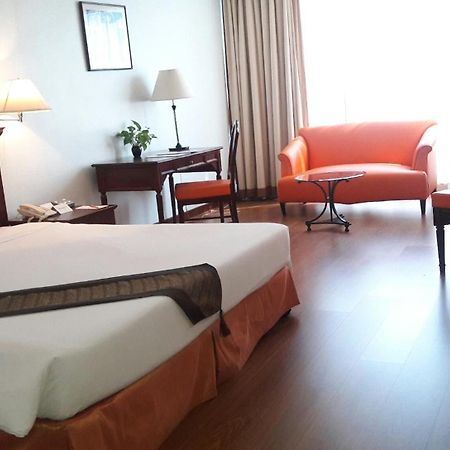 Tai Pan Hotel - Sha Plus Certified Bangkok Dış mekan fotoğraf